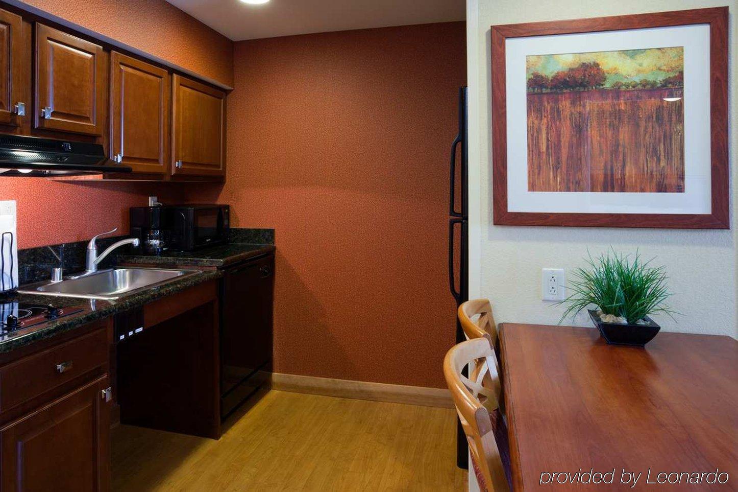 Homewood Suites By Hilton Madison West Pokoj fotografie